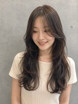 テラ(terra)&nbsp;韓国風レイヤー／ロングレイヤー／ハッシュカット/20代30代