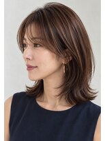 サーカス バイ ビュートリアム 青山(CIRCUS by BEAUTRIUM)&nbsp;くびれミディアムレイヤー ハイライト 30代40代 表参道