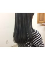 キー(kii) スモーキーグレー。kii