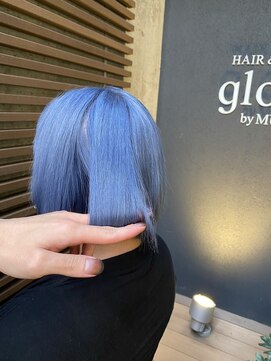 グロー(glow) アイスブルー/透明感/ダブルブリーチ/シルバー