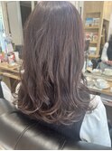 黒髪カタロググレーベージュレイヤーロングアッシュカラー前髪パ