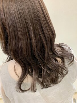 ビューティーサロン クイーン(beauty salon QUEEN) ブリーチなしミルクティーベージュカラー☆