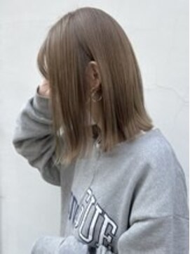 ヒート バイ アンカットラウンジ 渋谷(HEAT by UNCUT&LOUNGE) ミルクティーベージュ/ダブルカラー/ケアブリーチ［渋谷］