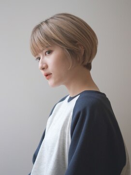 ビュートリアム ギンザ(BEAUTRIUM) ひし形シルエットのハイトーンショート＊銀座