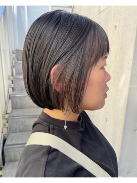 ユノ(juno) 大人のナチュラルインナーカラーボブ☆グレージュ