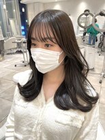 ザックラフィネ(ZACC raffine)&nbsp;グレージュカラー/くびれ巻き/レイヤーカット/前髪カット