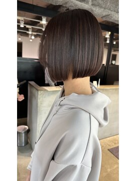 ビビッド(vivid) コンパクトボブ艶髪ピンクブラウン