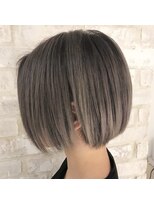 カルラ(Karra)&nbsp;アッシュブラウンボブ