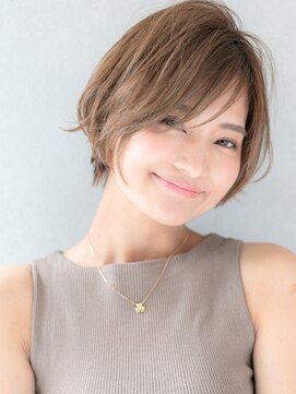 ローレン(LOREN) 30代40代50代大人可愛い/小顔似合わせカットフェザーショート