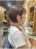 ショートボブ