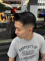 フォーコーナーズ(Four Corners)&nbsp;サイドパート/スキンフェード/バーバー/刈り上げ