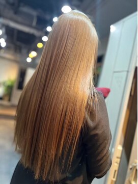 外ハネボブショートウルフミニボブブリーチショートカット