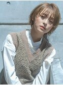 【emu井上信洋】アッシュベージュと顔まわりウルフショートボブ