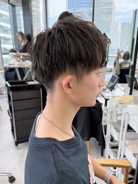 ビューナゴヤ 名駅(VIEW NAGOYA) メンズ/ハイライト/波巻きパーマ/サーフカール/メンズパーマ