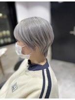 リーオオサカ(Lee Osaka)&nbsp;【Lee大阪店】ブリーチカラー×ショートレイヤー/新出