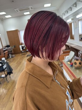 トップヘアー 中庄店(TOP HAIR fuapua) ショートボブ/ワインレッドカラー
