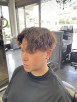 ヒロザバーバー(HIRO THE BARBER)&nbsp;縦落ちツイストスパイラルパーマ