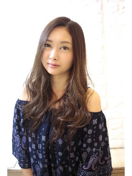 ウーロス(uros.) 大人かわいい☆ナチュラルベージュ