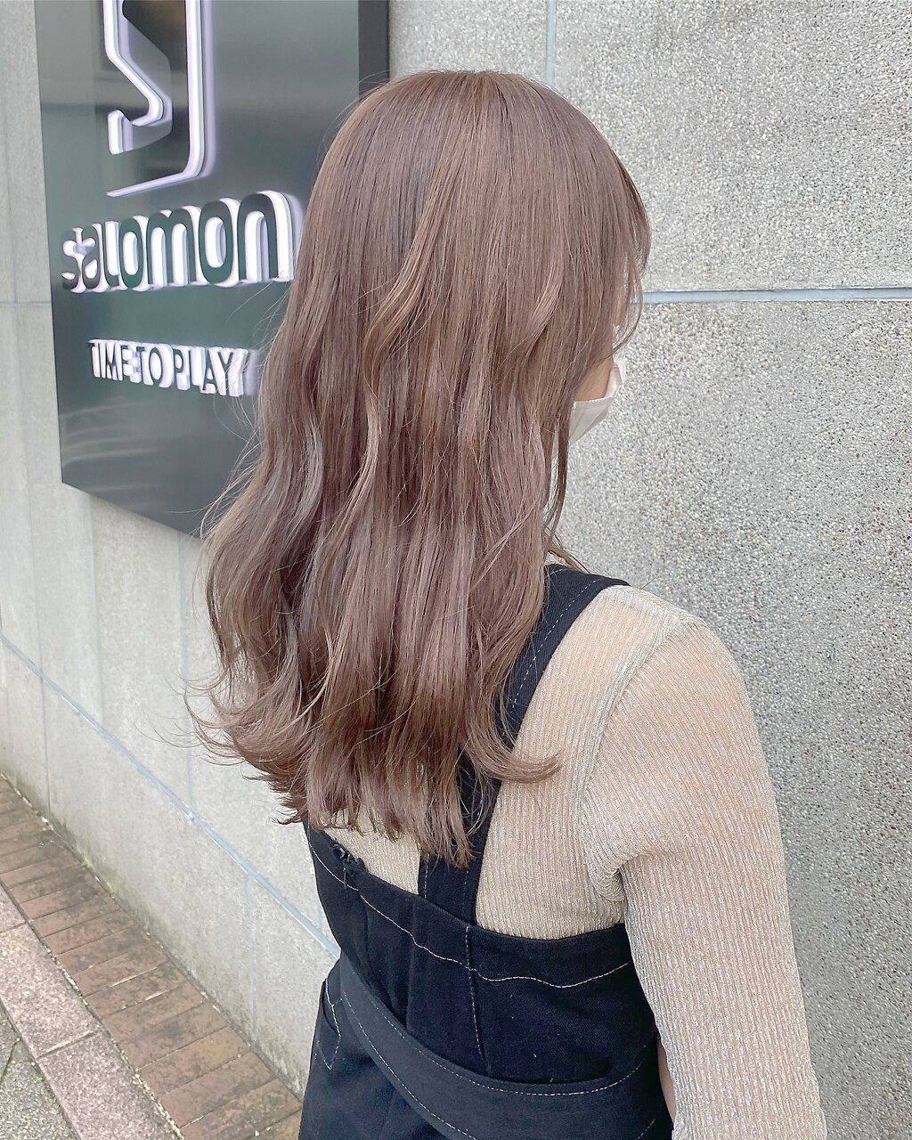 ミルクティーベージュ 暖色系カラー 【榎園由美】：L079231694｜キラ