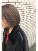 ベージュカラー