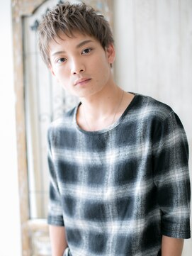 トニーアンドガイメン ホテル京阪仙台店(TONI&GUY MEN) スモーキーグレージュのフェザーマッシュ束感ショートa