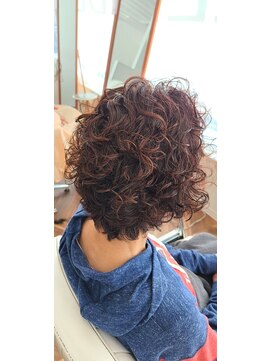 レリビー アウラ(LELiBE_'aula) パーマスタイル