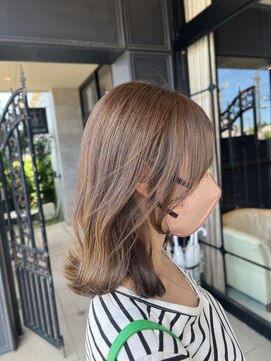 シキ(C key) アッシュベージュ