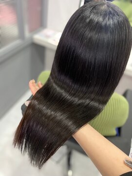 アルーシェ 新宿店(Alushe) ダークグレー×髪質改善