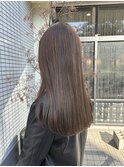 オリーブベージュ