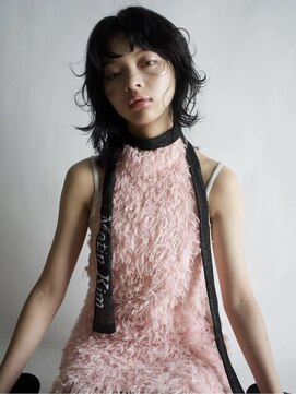 シキ 渋谷(siki) ハイトーン/ブリーチ/レイヤーカット/シアーカラー/渋谷/原宿