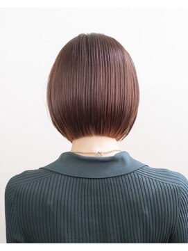 ルプラ ブリリアント(le-pla brilliant) 切りっぱなしボブ/ブリーチなし/ピンクベージュ/豊橋/豊川/田原