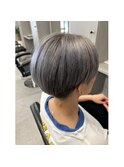 アッシュグレーカラー
