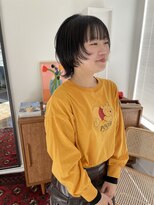 ヘアーアイスカルテット(HAIR ICI QUARTET) グレージュアッシュグレージュショートカットミニウルフ