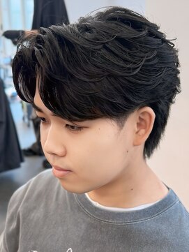 バース バイ ハピネス(BIRTH by happiness) 奈良men'sフェザーパーマフェザーショート