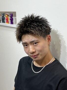 シャイン 大宮(SHINE) MEN’S HAIR/波巻ツイストスパイラル/フェザーパーマ/大宮