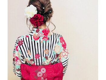コワフュール ル ボア(Coiffure le bois)の写真/【浴衣着付承ります】 浴衣でお出かけ!夏の思い出作り♪♪<結婚式/卒業式/成人式/七五三>
