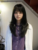 スタンド(stand)&nbsp;レイヤーカット/顔まわりレイヤー/オリーブカラー/透明感カラー