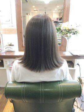 赤味抹殺濃厚ブルーアッシュ 伸ばし中ミディ ブリーチなし L ヘアデザインメリー Hair Design Merry のヘアカタログ ホットペッパービューティー