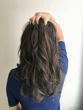 ディシェル(D'ciel) 【秋カラー×クールビューティーカラー×モノトーンスモーク】