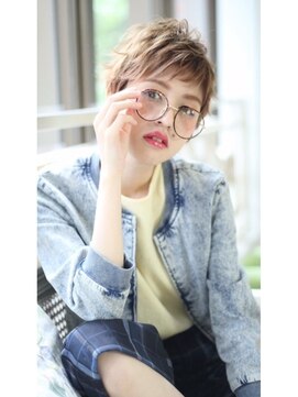 美容室 パルス 静岡鷹匠店(PALS) アシンメトリーなグレージュショート