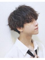 女性にも好感度の高い！マッシュ×ラフパーマ