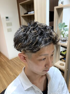 サンバス もりの里店(Sunbath) スパイラルパーマ
