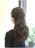 結婚式　ハーフアップスタイル