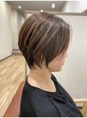 ショートボブ