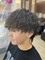 クレス 武蔵浦和店&nbsp;波巻きツイストスパイラルウルフスタイルメンズパーマ