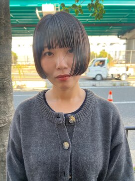 タス(TAS) 黒髪前上がりボブ