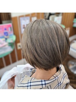 クローバー(CLOVER)の写真/経験豊富なスタイリストが高度な技術でお望み通りに変身させちゃいます◎