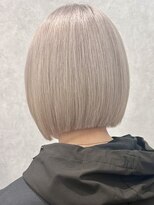 ロウル 渋谷(LOWRL)&nbsp;シルキーホワイト/ケアブリーチカラー