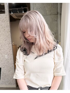 ラニヘアサロン(lani hair salon) ホワイトミルクティー/裾ブラック/デザインカラー【大名/天神】