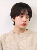 大人シースルーバングショートヘア